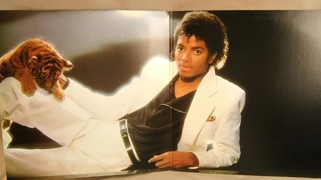 Michael_Jackson_Thriller_LP_opened_display