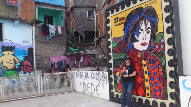 * Santa Marta Favela Rio