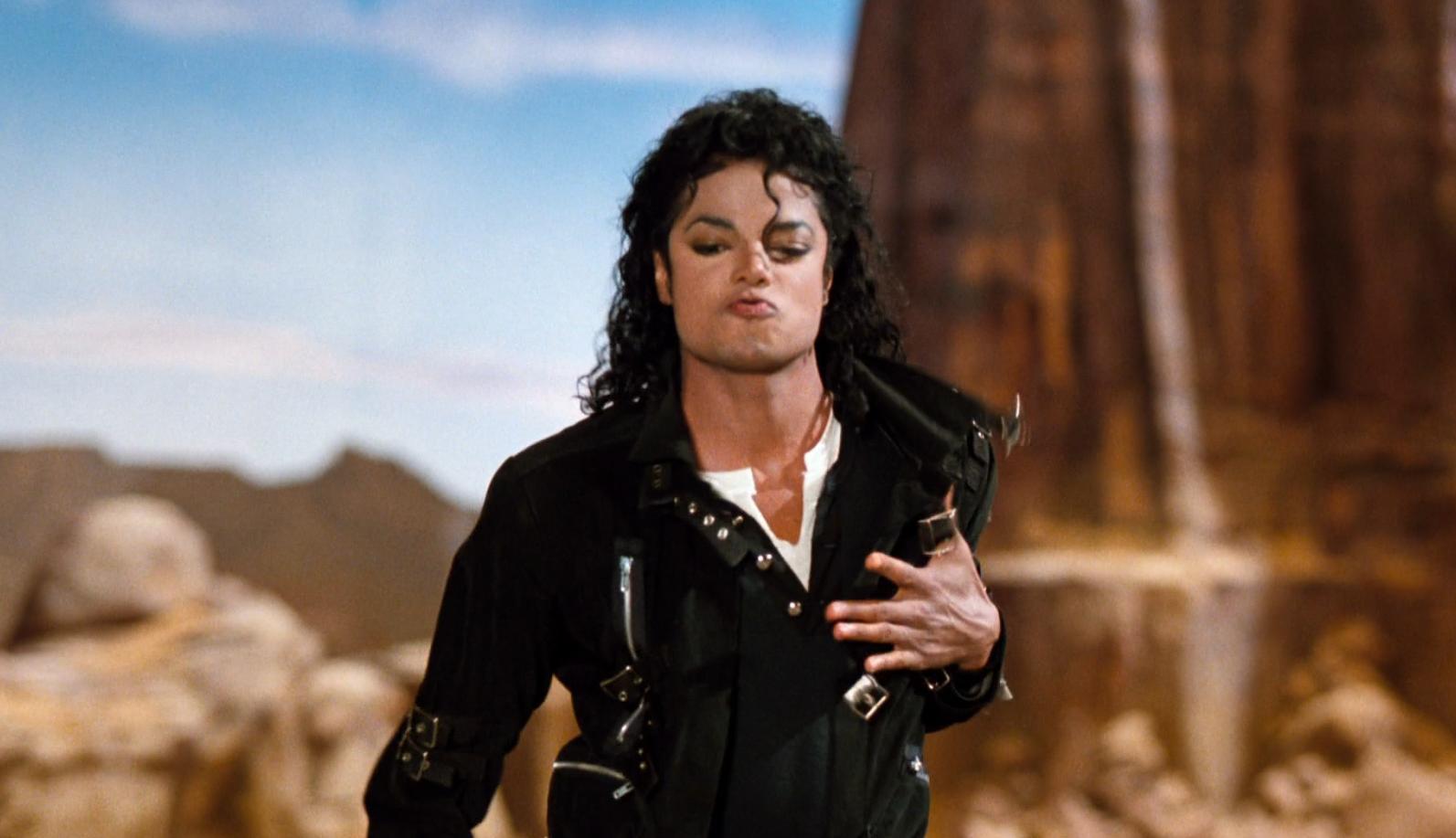 michael jackson moonwalker biography