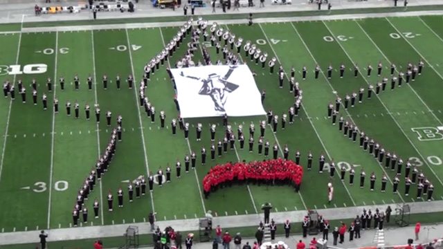 Ohio State Marching Band Moonwalks!