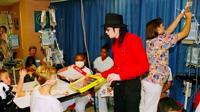 #HonorMJ