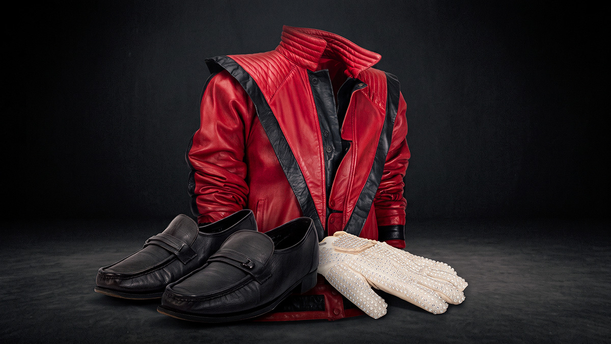 Thriller' Jacket And Motown 25 Glove On Auction – Michael Jackson