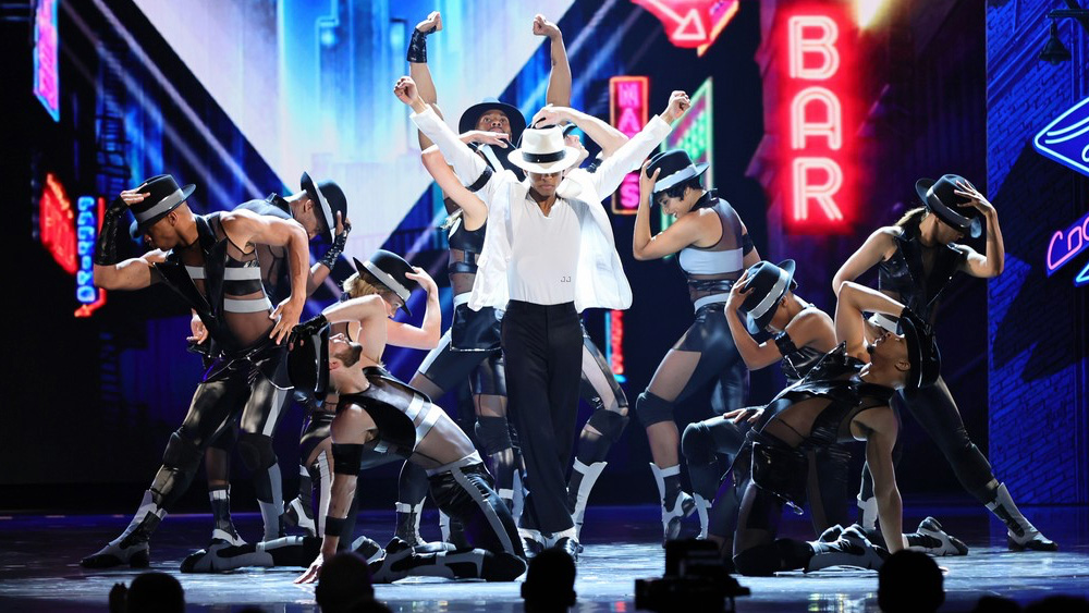 MJ Musical Performs And Wins At The Tony Awards